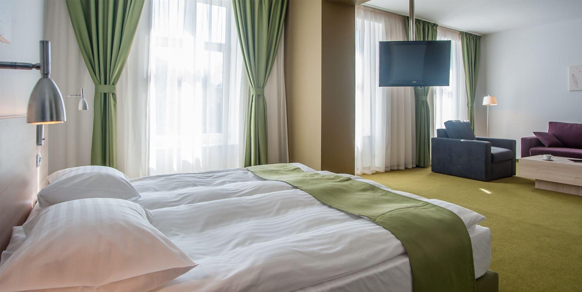 Hotel Armatti Брашов Екстериор снимка