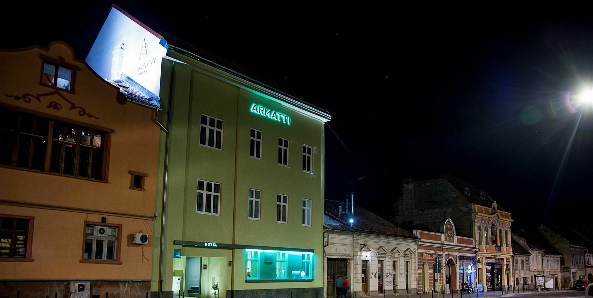 Hotel Armatti Брашов Екстериор снимка